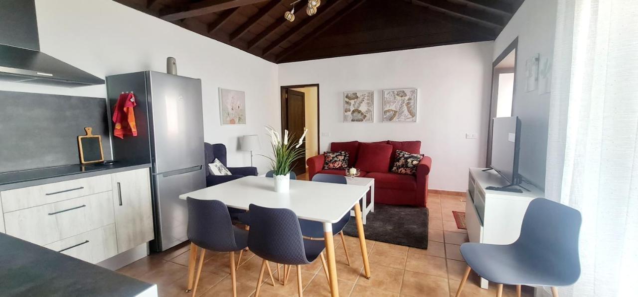 Vivienda Vacacional Los Agapantos Brena Alta ภายนอก รูปภาพ